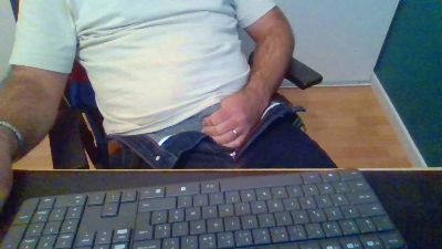 appache1978 live cam on Cam4