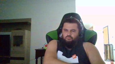 apuru001 live cam on Cam4