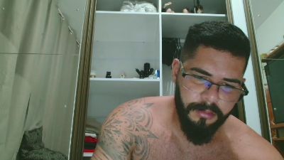 aquills live cam on Cam4