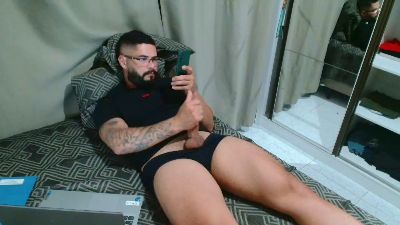 aquills live cam on Cam4