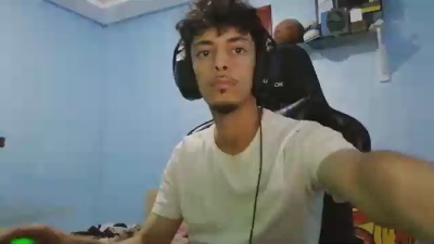 arab_adam live cam on Cam4