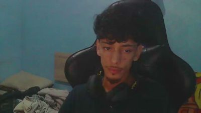 arab_adam live cam on Cam4