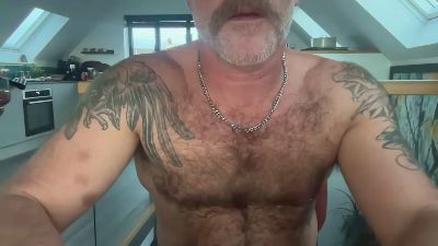 archiethedog live cam on Cam4