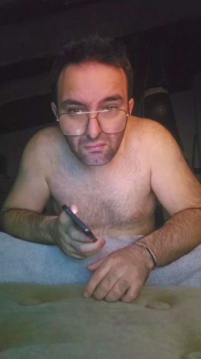 ardo_en_deseos live cam on Cam4