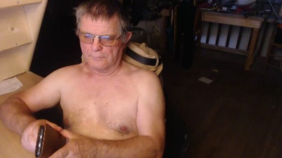 ardylyon6907 live cam on Cam4