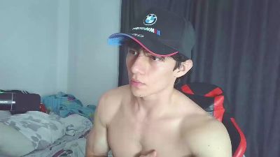 ares_bigcock live cam on Cam4