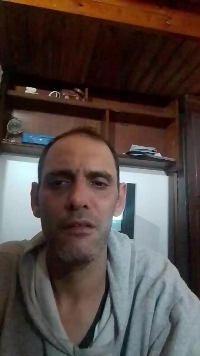argentin27 live cam on Cam4