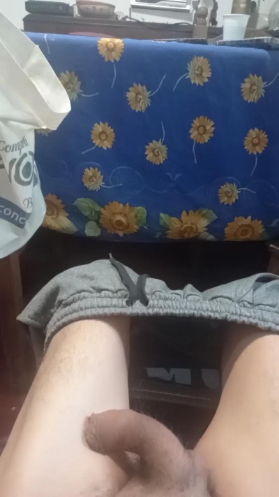 ari83_xxx live cam on Cam4