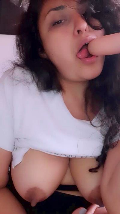 ari_5 live cam on Cam4