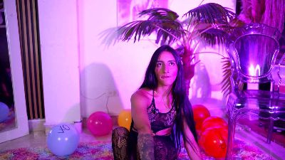aria_velvet_ live cam on Cam4