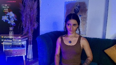 aria_velvet_ live cam on Cam4