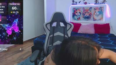 ariadna_x1x1x1 live cam on Cam4