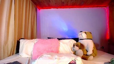ariam_sharlott1 live cam on Cam4