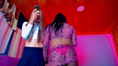 ariam_sharlott1 live cam on Cam4