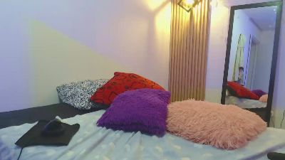 ariasmithog live cam on Cam4