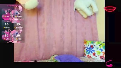 ariatna_villa live cam on Cam4