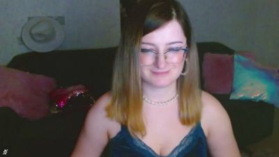 ariel_xbaby live cam on Cam4