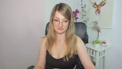 ariel_xbaby live cam on Cam4