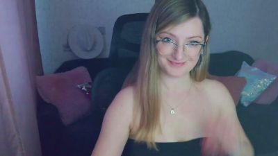 ariel_xbaby live cam on Cam4