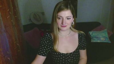 ariel_xbaby live cam on Cam4