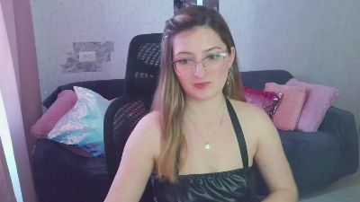 ariel_xbaby live cam on Cam4