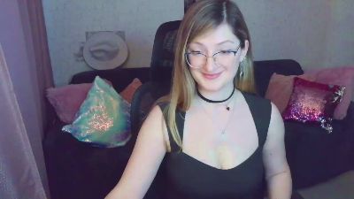 ariel_xbaby live cam on Cam4