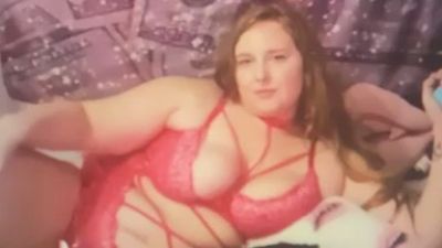 Live thumbnail of arielemerald