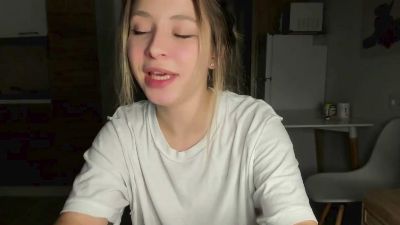 ariemeel live cam on Cam4