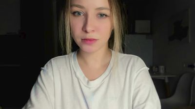ariemeel live cam on Cam4