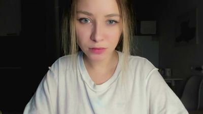 ariemeel live cam on Cam4