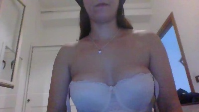aries1882 live cam on Cam4
