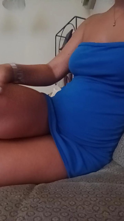 aries1882 live cam on Cam4