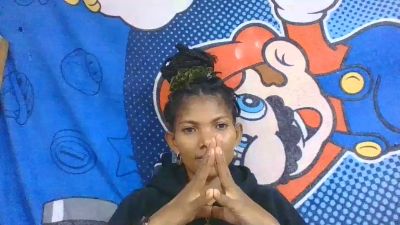 arinjaka live cam on Cam4