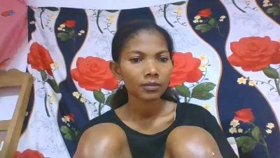 arinjaka live cam on Cam4