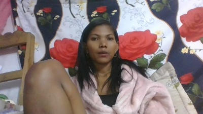 arinjaka live cam on Cam4