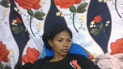 arinjaka live cam on Cam4