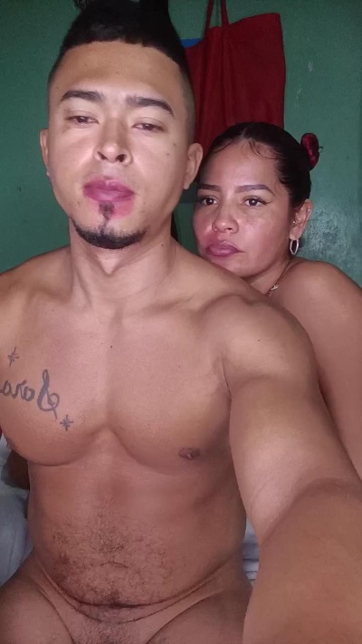 arnold265 live cam on Cam4