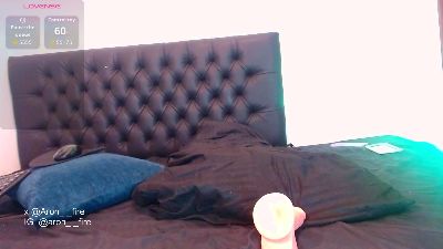 aron_fire live cam on Cam4