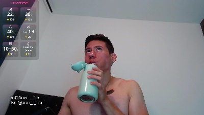 aron_fire live cam on Cam4