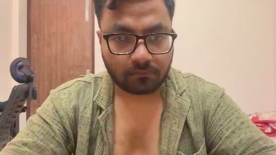 arya333 live cam on Cam4