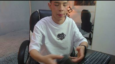 ash_kai live cam on Cam4