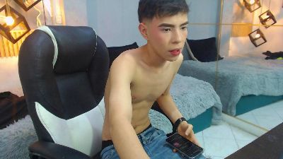 ash_kai live cam on Cam4