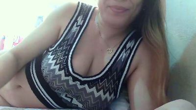 ashleysuksuk live cam on Cam4