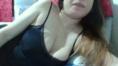 ashleysuksuk live cam on Cam4