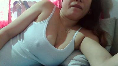 ashleysuksuk live cam on Cam4