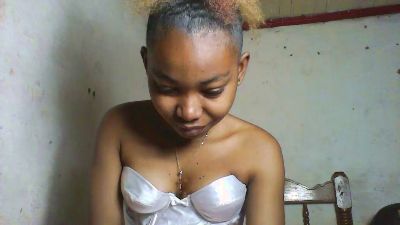 ashna1 live cam on Cam4