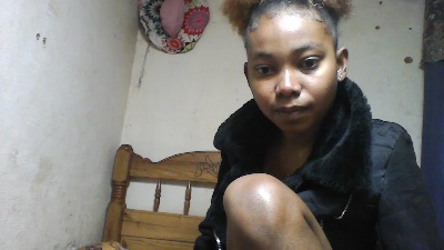 ashna1 live cam on Cam4