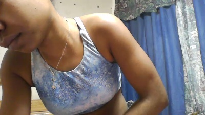ashna1 live cam on Cam4