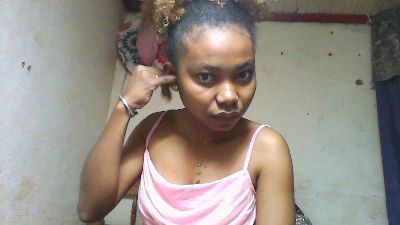 ashna1 live cam on Cam4