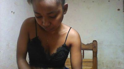 ashna1 live cam on Cam4